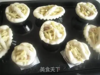 Make White sauce cheese bread step 17