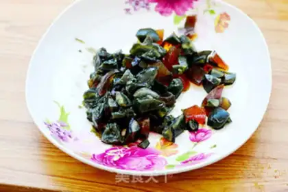 Make Spicy spicy peppers and eggs step 6