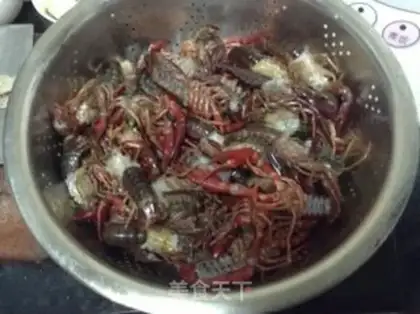 Make Spicy lobster step 0