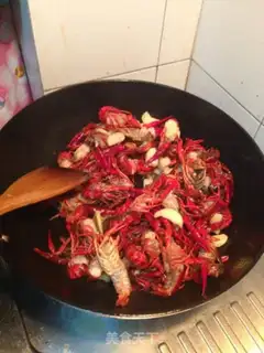 Make Spicy lobster step 2
