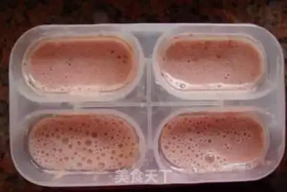 Make Plum yogurt popsicle step 6