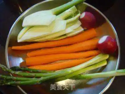 Make Fried salmon with vegetables step 0