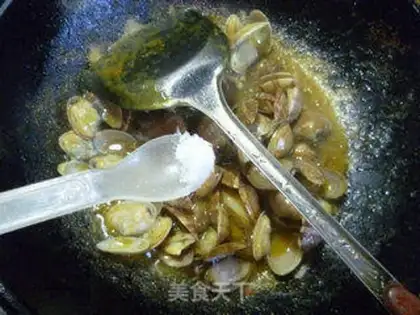 Make Curry clams step 9