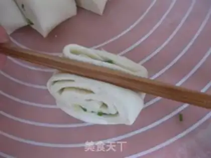 Make Onion rolls step 6