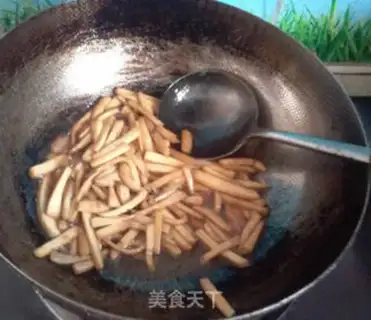 Make Apricot mushroom step 1