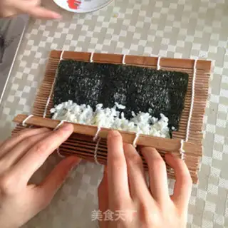 Make Family simple sushi step 4