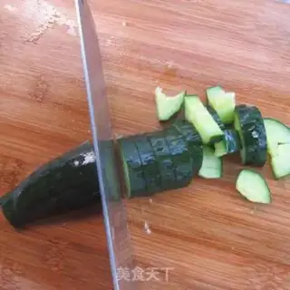 Make Shoot the cucumber step 3