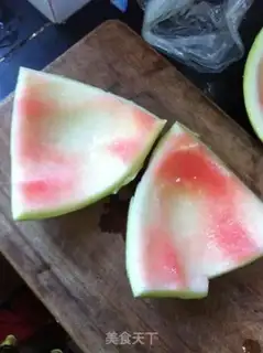 Make The little wood is cold with watermelon skin step 1