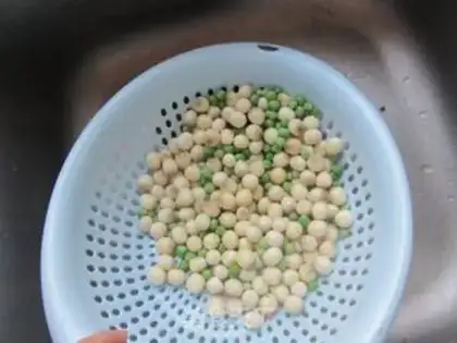Make Shrimp green bean rice step 6