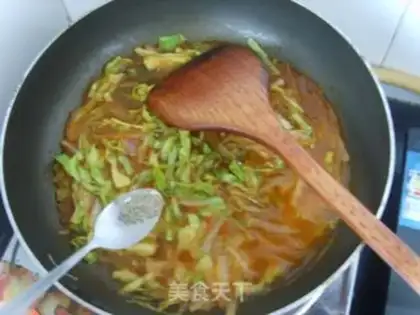 Make Pizza sauce with shell powder step 11