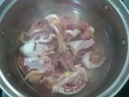 Make Potato curry chicken step 2