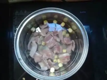 Make Lotus stew step 1