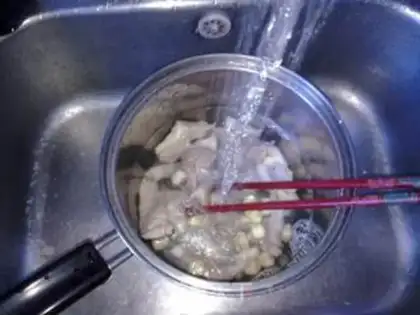 Make Lotus stew step 2