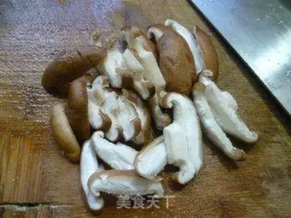 Make Scrambled mushrooms and fried eggs step 6