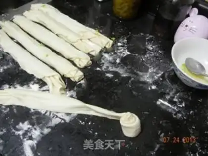 Make A hand tore step 3