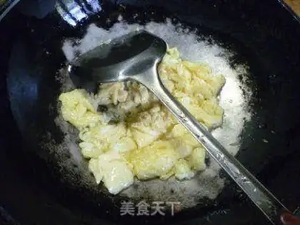 Make Scrambled mushrooms and fried eggs step 7