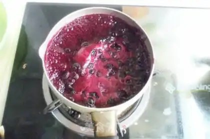 Make Blueberry sauce step 1