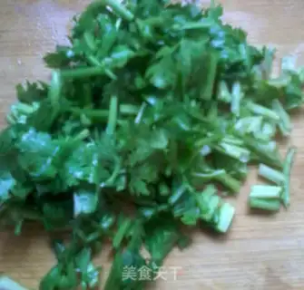 Make Shrimp omelet soup step 1