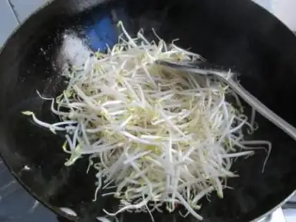 Make Green bean sprouts step 5