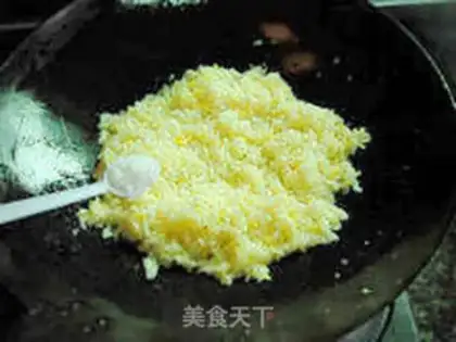 Make Onion egg fried rice step 8