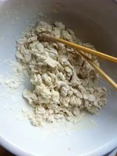 Make Hand grab cake step 1