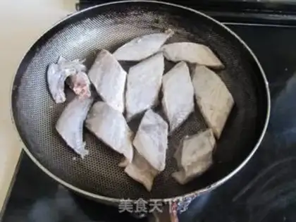 Make The soybeans burn fish step 2