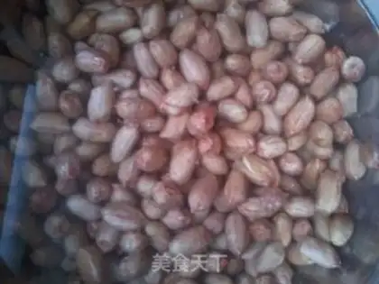 Make Peanut pig hoof step 0