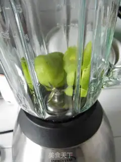 Make A monkey milkshake step 2
