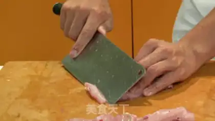 Make Cricket fried fish step 0
