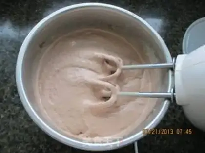Make Milk and cocoa ice cream step 7