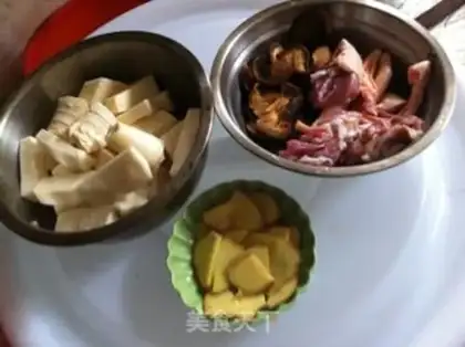 Make The mushroom duck step 1
