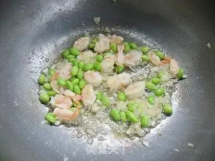 Make Cheese and shrimp rice step 4