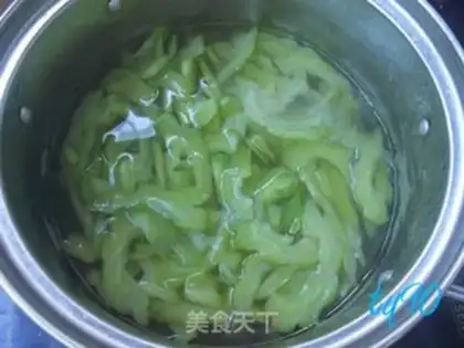 Make Bitter eggs step 1