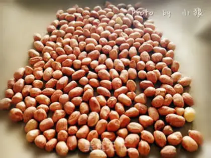 Make Five scented peanut rice step 4