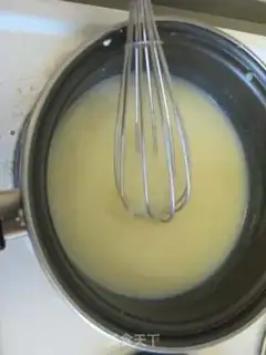 Make Cracker leather and fresh milk step 3