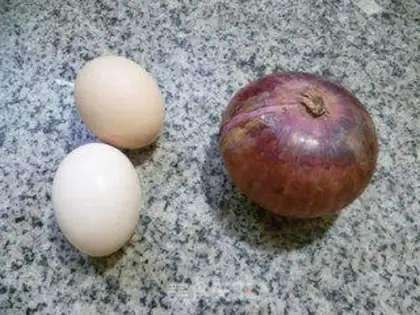 Make Onion egg noodles step 0