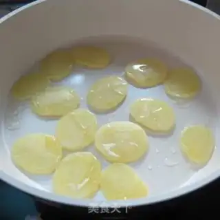 Make Pepper salt potatoes step 3