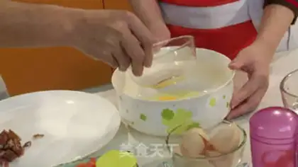 Make Peas carrot fried eggs step 1