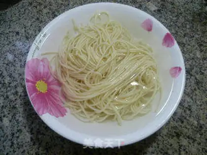 Make Onion egg noodles step 7