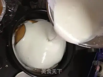 Make Orange mousse cake step 4