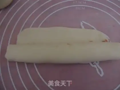 Make caterpillar bread step 8