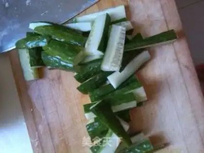 Make Spicy prawn plus cucumber step 5
