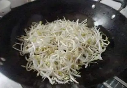 Make A green bean sprouts of cranberry step 3