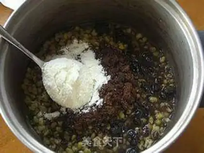 Make Red sugar green bean sapphire step 1