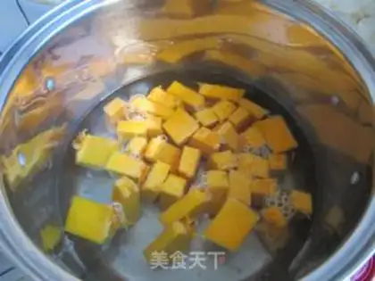 Make Pumpkin noodle soup step 7