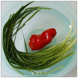 Make The cranberry fragrance step 1