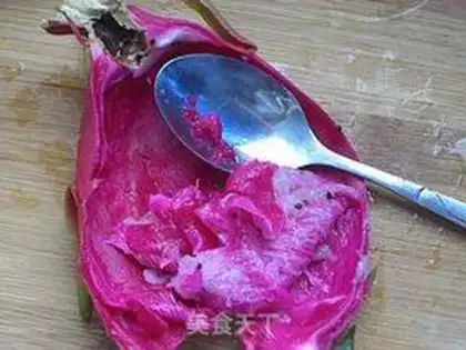 Make Flamingo ice cream step 1