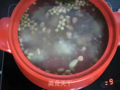 Make Peanut hoove soup step 6