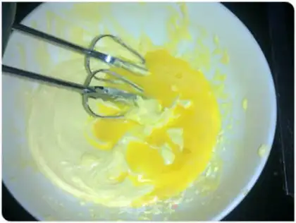 Make Cartoon salt biscuit step 1