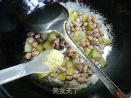 Make Squeeze and make peanuts step 10